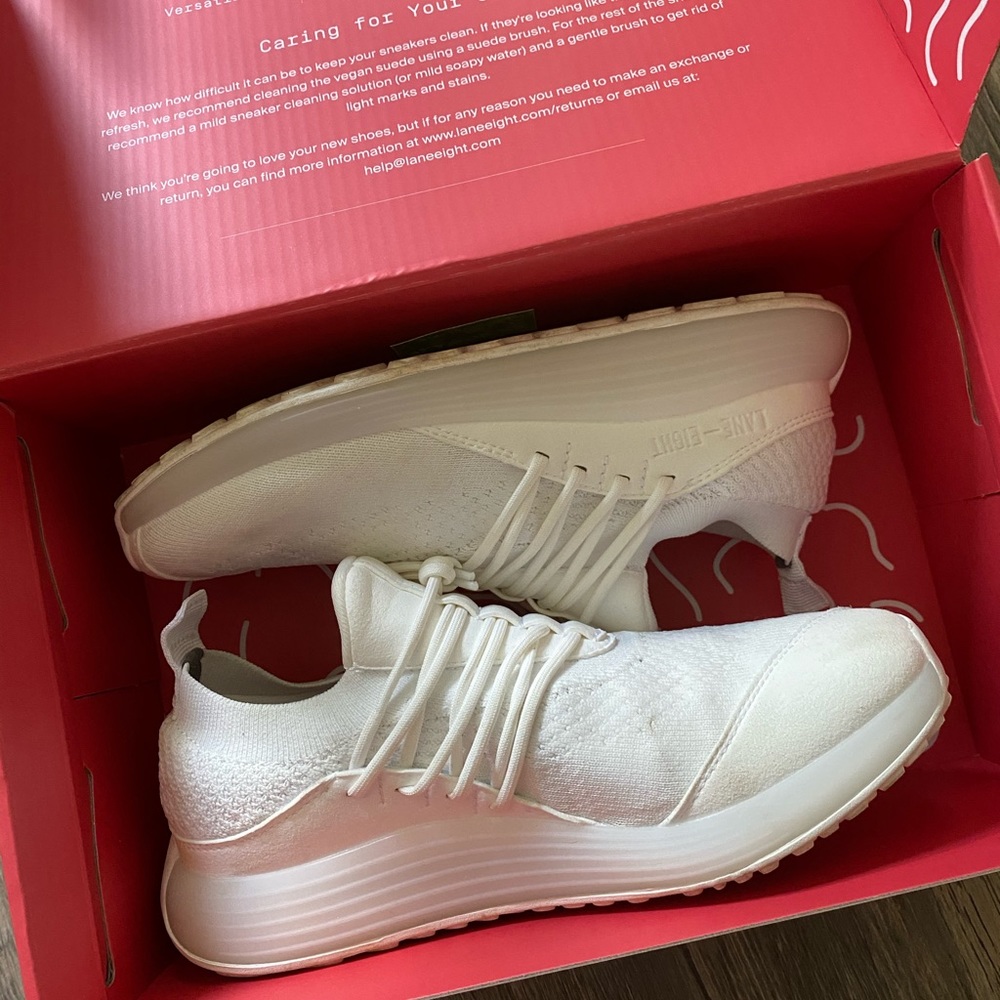 Lane eight sneakers